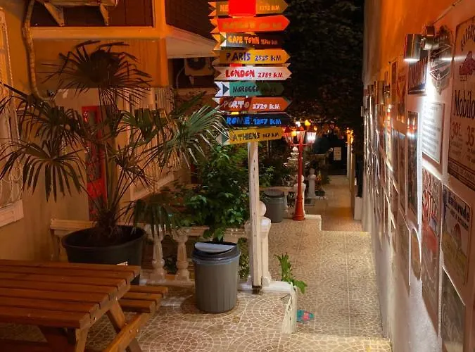 No Problem Pansiyon & Alkaya Motel 2*